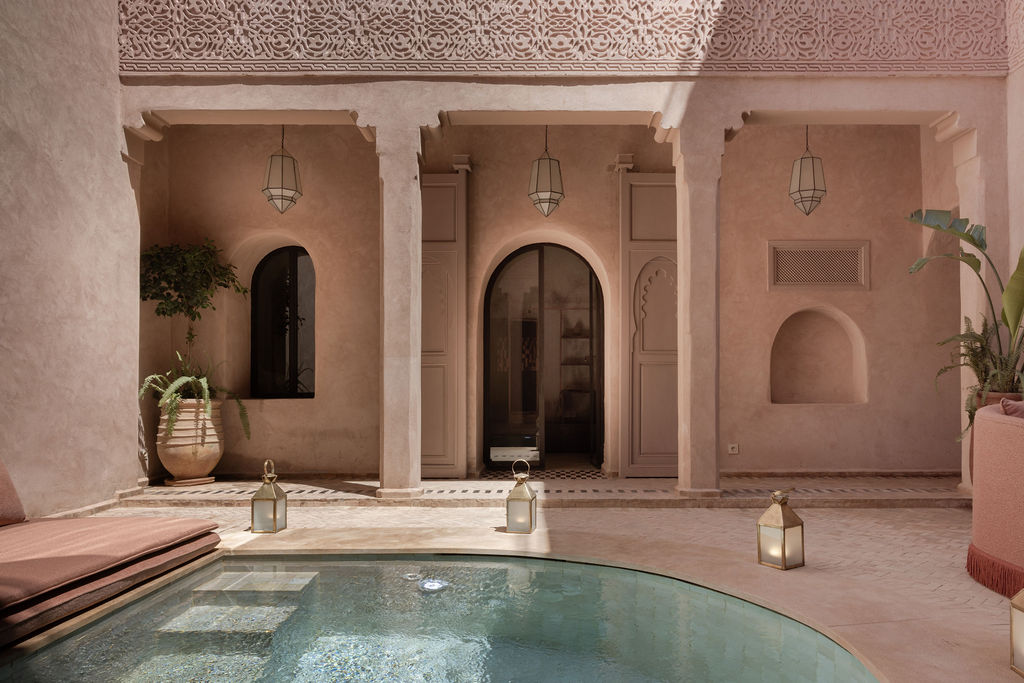 Patio et bassin — Riad Beij